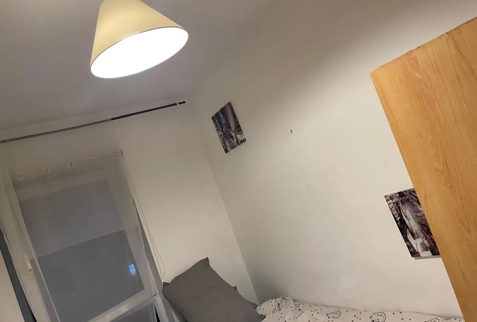 En-Suite Cozy Double Bedroom London Guest house